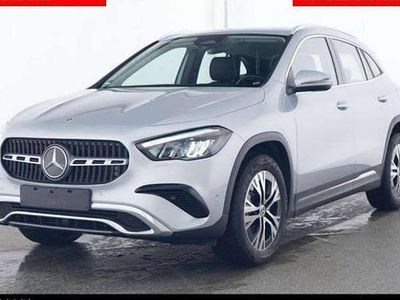 Usata Mercedes GLA180 Advanced 136 CV (100 kW) 2024 Argento SUV