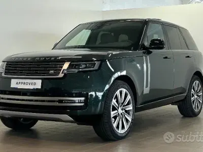 Usata Land Rover Range Rover HSE 249 CV (183 kW) 2025 Verde SUV