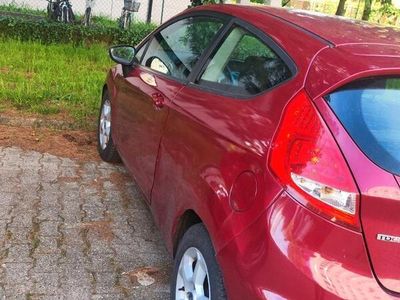 Usata Ford Fiesta 2011 Rosso Utilitaria