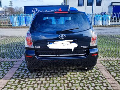 usata Toyota Corolla Verso 2.2 d-4d Luna 136cv 5p.ti dpf