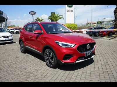 Usata MG ZS Comfort 106 CV (77 kW) 2022 Rosso SUV