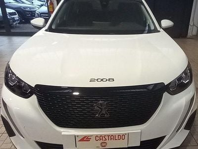Occasion Peugeot 2008 Active 101 ch (74 kW) 2021 Blanc SUV