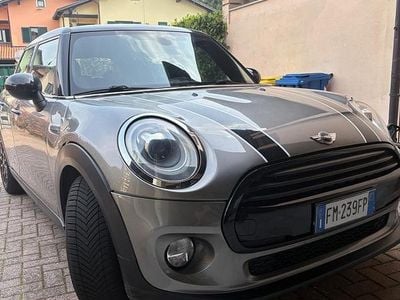 Usata Mini Cooper D 116 CV (85 kW) 2017 Grigio Utilitaria