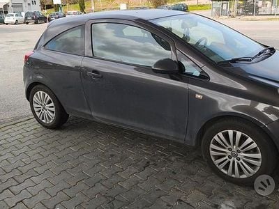 Usata Opel Corsa Sport 82 CV (60 kW) 2014 Grigio Utilitaria