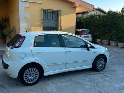Bianco Usata 2014 Fiat Punto Utilitaria | 6000 € (Buon prezzo)