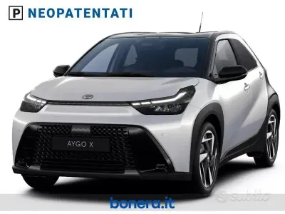 Nuova Toyota Aygo X Premium 116 CV (85 kW) 2026 Verde SUV