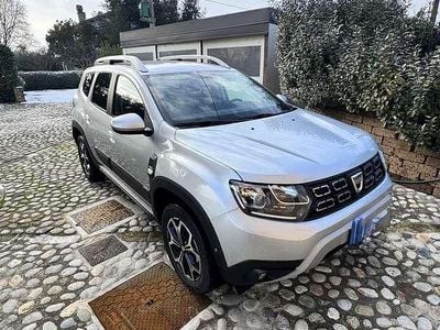 Usata Dacia Duster Prestige 101 CV (74 kW) 2020 Argento SUV