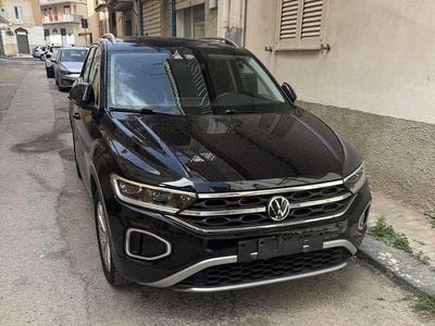 Usata VW T-Roc 116 CV (85 kW) 2024 Nero SUV