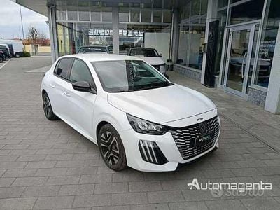 Usata Peugeot 208 Allure 101 CV (74 kW) 2024 Bianco banquisa Utilitaria