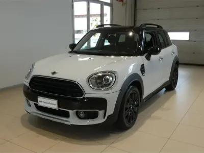 Usata Mini Cooper D Countryman 149 CV (109 kW) 2019 Bianco SUV