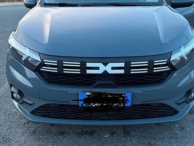 Usata Dacia Sandero Expression 91 CV (66 kW) 2023 Grigio Berlina
