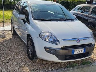 Usata Fiat Punto Lounge 75 CV (55 kW) 2013 Bianco Utilitaria