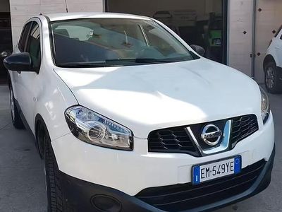 Usata Nissan Qashqai Tekna 110 CV (80 kW) 2012 Bianco SUV