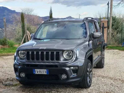Usata Jeep Renegade Limited 140 CV (102 kW) 2019 SUV