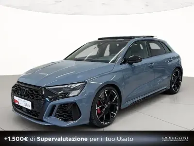 Käytetty Audi RS3 Sportback Ambiente 400 HP (294 kW) 2022 Harmaa Viistoperä