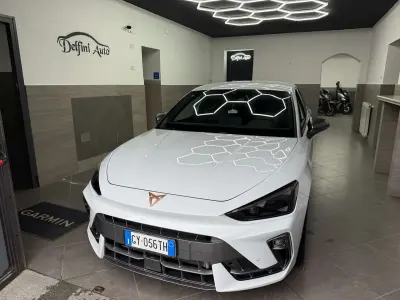 Usata Cupra Leon 150 CV (110 kW) 2025 Bianco Berlina