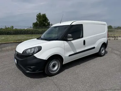 Usata Fiat Doblò Business 105 CV (77 kW) 2021 Monovolume