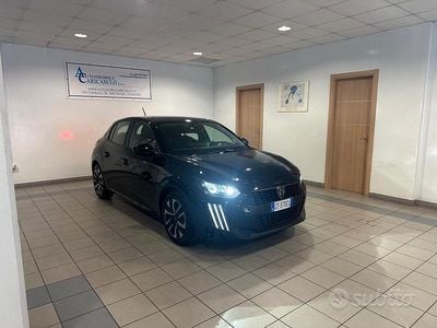 Usata Peugeot 208 Style 75 CV (55 kW) 2024 Nero metallizzato Utilitaria