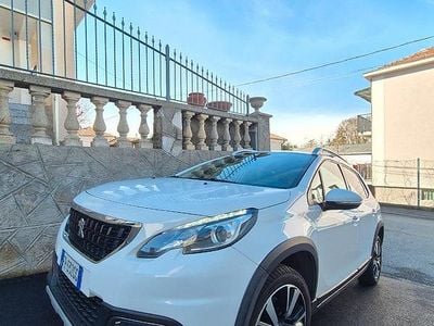Używany Peugeot 2008 110 KM (80 kW) 2018 Biały SUV