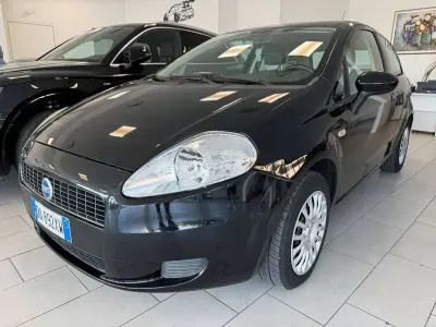 Usata Fiat Grande Punto Dynamic 65 CV (47 kW) 2006 Other Utilitaria