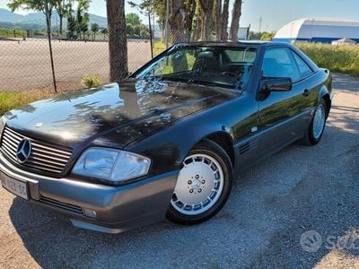 Usata Mercedes SL300 231 CV (169 kW) 1991 Nero Cabrio