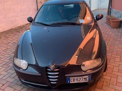 usata Alfa Romeo 147 1.9 JTD (115 CV) cat 5p. Distinctive