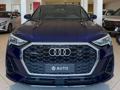 Usata Audi Q3 Sportback Business Plus 200 CV (147 kW) 2022 Blu/azzurro SUV