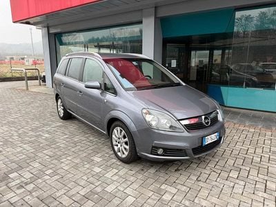 Usata Opel Zafira 120 CV (88 kW) 2006 Grigio Monovolume