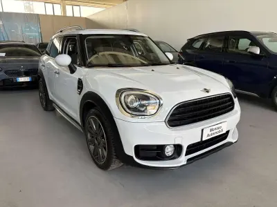Usata Mini Cooper D Countryman Business 150 CV (110 kW) 2018 Light bianco SUV