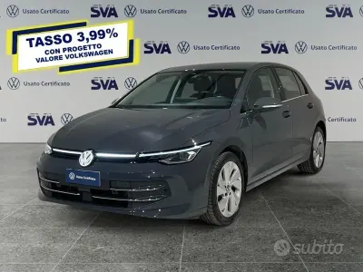 Usata VW Golf VIII Style 150 CV (110 kW) 2025 Grigio Berlina