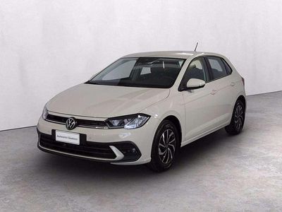 Usata VW Polo Life 95 CV (69 kW) 2024 Ascot grey Utilitaria