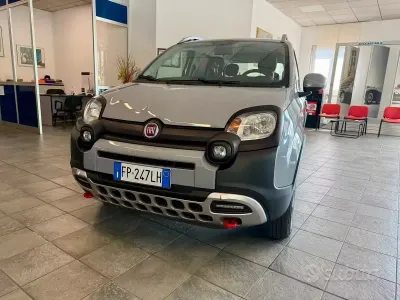 Usata Fiat Panda Cross Cross 90 CV (66 kW) 2018 Grigio Utilitaria