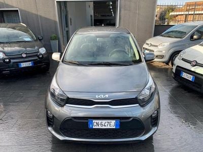 Usata Kia Picanto Comfort 67 CV (49 kW) 2023 Grigio Utilitaria
