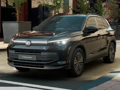 Nuova VW Tiguan Edition 130 CV (95 kW) 2026 Grenadill black metallizzato SUV