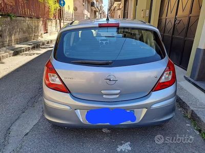 Używany Opel Corsa 80 KM (58 kW) 2008 Szary Hatchback