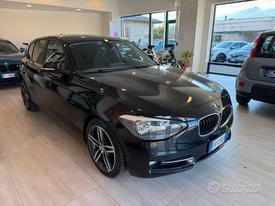 Begagnad BMW 118 Sport Line 143 HK (105 kW) 2013 Svart Halvkombi