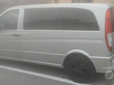 Usata Mercedes Vito 150 CV (110 kW) 2005 Grigio Furgone