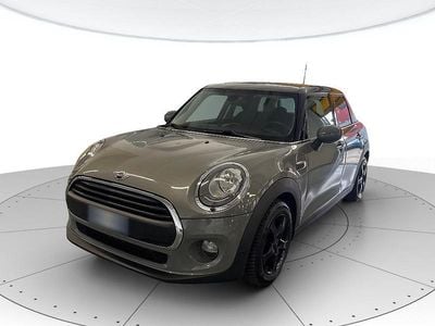 Begagnad Mini ONE 102 HK (75 kW) 2017 Grå Halvkombi