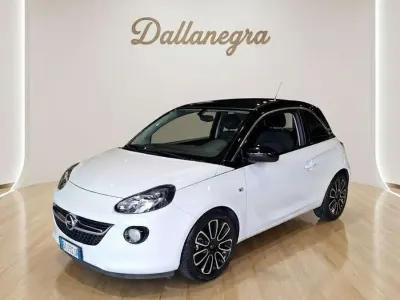 Usata Opel Adam Glam 87 CV (63 kW) 2019 Bianco Utilitaria
