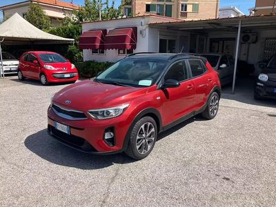 Occasion Kia Stonic Style 101 ch (74 kW) 2018 Rouge SUV