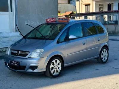 Usata Opel Meriva Cosmo 101 CV (74 kW) 2008 Grigio Monovolume
