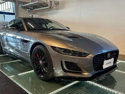 Usata Jaguar F-Type R-Dynamic 450 CV (330 kW) 2023 Grigio Coupé