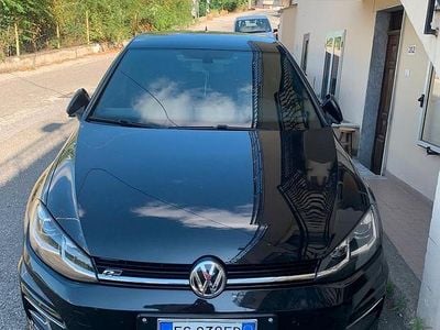 Usata VW Golf VII R-line 116 CV (85 kW) 2018 Nero Utilitaria