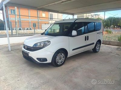 Usata Fiat Doblò Easy 95 CV (69 kW) 2016 Bianco Monovolume