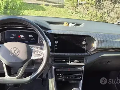 Usata VW T-Cross 110 CV (80 kW) 2023 Blu SUV