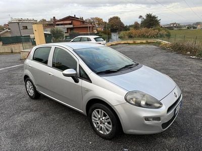 Usata Fiat Punto Street 77 CV (56 kW) 2017 Argento Utilitaria