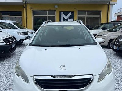 Usata Peugeot 2008 Active 68 CV (50 kW) 2014 Bianco SUV