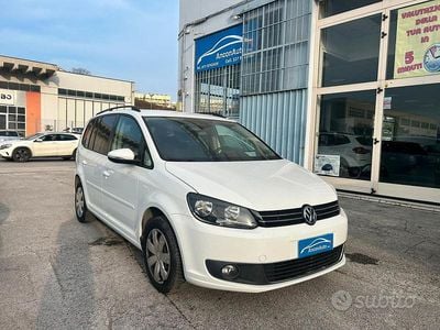 Usata VW Touran 150 CV (110 kW) 2014 Bianco Monovolume