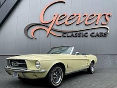 Usata Ford Mustang 225 CV (165 kW) 1967 Giallo Cabrio