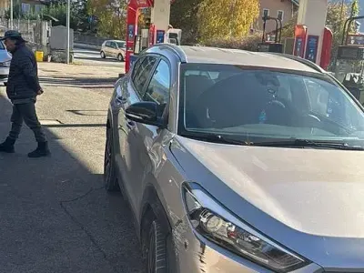 Usata Hyundai Tucson GO! 116 CV (85 kW) 2018 Grigio SUV